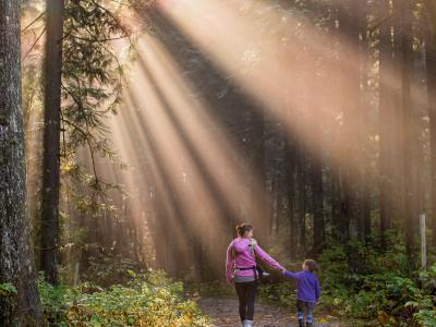 child with mom